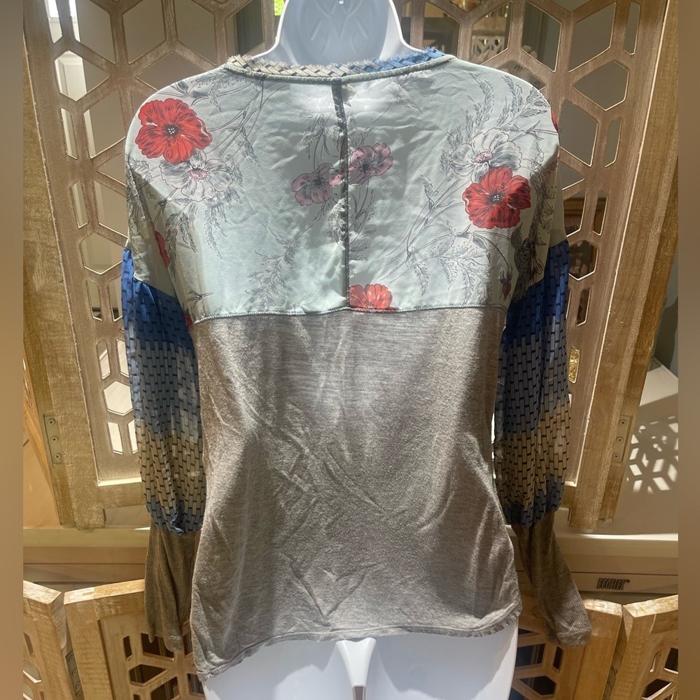 Anthropologie | Tiny Balloon Sleeve Blouse - Picture 7 of 8